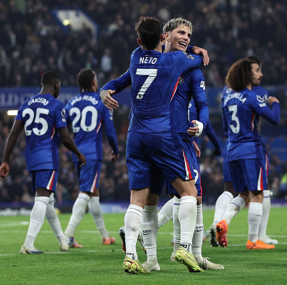 பிரீமியா் லீக் கால்பந்து: செல்ஸி வெற்றி!