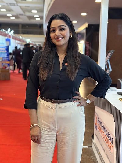 அறிவுக்கரசி... காயத்ரி யுவராஜ்!