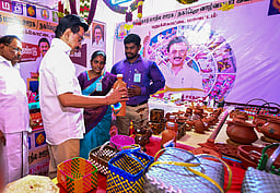 தேர்தல்களும் நலத் திட்டங்களும்...