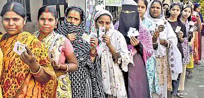 பிகார் தேர்தல் விறுவிறு வாக்குப்பதிவு! 9 மணி நிலவரம்!