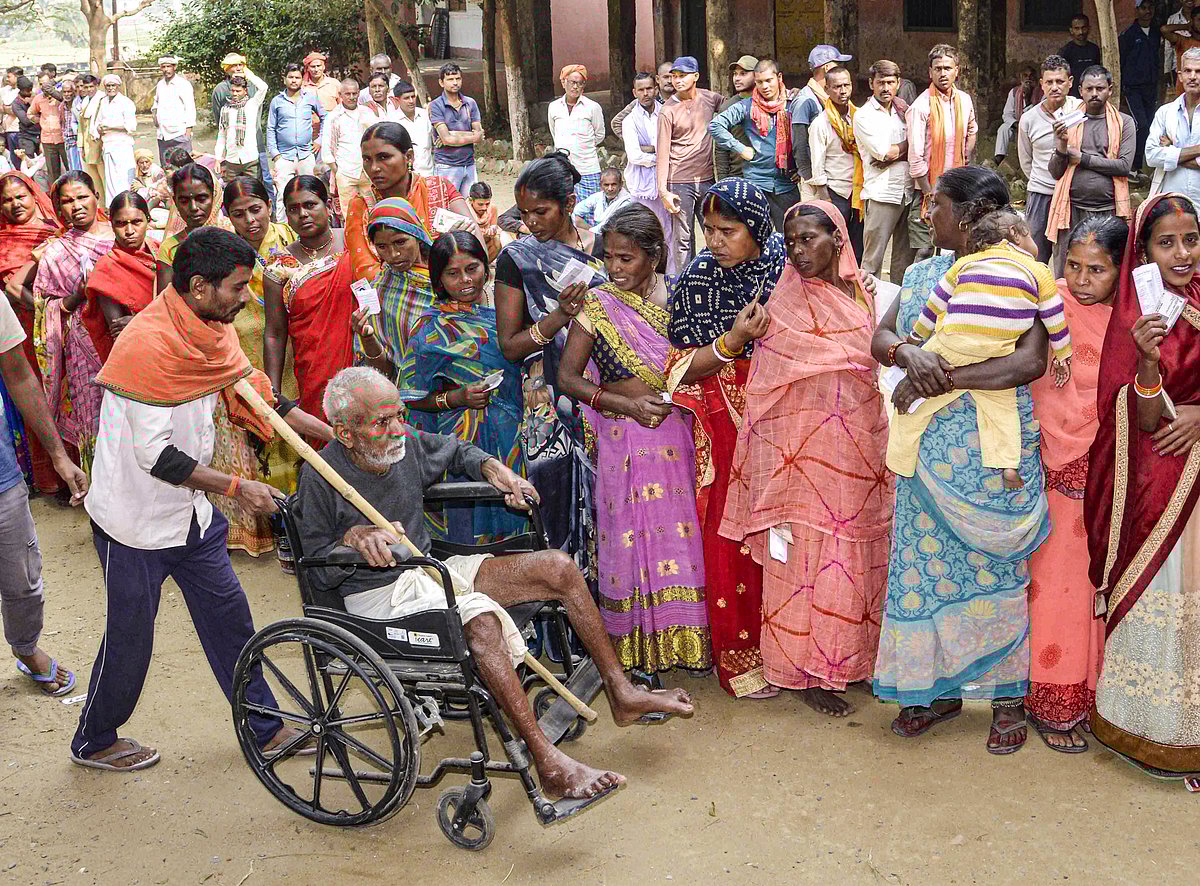தேசிய ஜனநாயகக் கூட்டணிக்கு பெருவெற்றி? பிகார் வாக்குப்பதிவு கருத்துக் கணிப்புகள் பலிக்குமா?