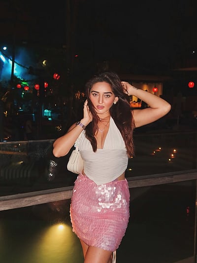 ஜில்லு... தன்யா சர்மா!