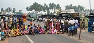 சின்னமனூர் அருகே விவசாயி வெட்டிக் கொலை  