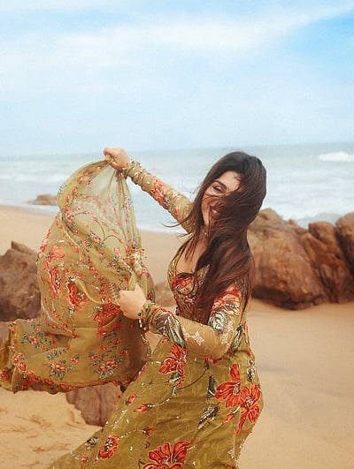 கடலே... காற்றே... சம்யுக்தா!