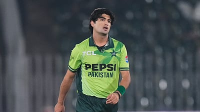 நசீம் ஷா வீட்டில் துப்பாக்கிச் சூடு..! காவல்துறை விசாரணை! 