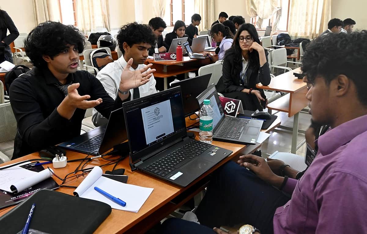 பொறியியல் கல்வி! பொறியியலின் முதுகெலும்பு மின்னணுவியல்!