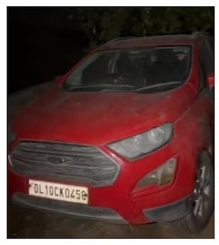 தில்லி செங்கோட்டை குண்டுவெடிப்பு: இரண்டாவது காா் சிக்கியது!