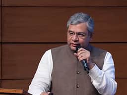 மாற்றியமைக்கப்பட்ட ‘உடான்’ திட்டத்துக்கு ரூ.28,840 கோடி
- மத்திய அமைச்சரவை ஒப்புதல்