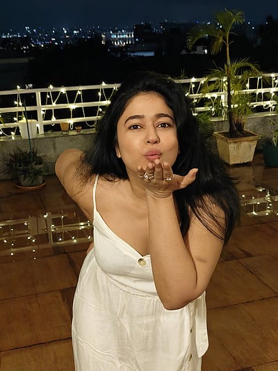 ஹலோ, மீண்டும்... பூனம் பாஜ்வா! 