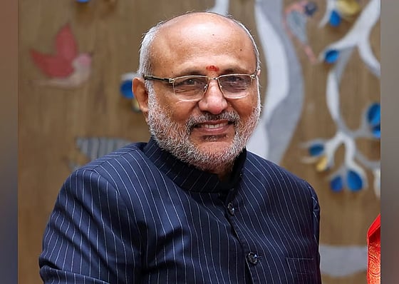 குளிா்கால கூட்டத் தொடா் ஏற்பாடுகள்: குடியரசு துணைத் தலைவா் ஆலோசனை