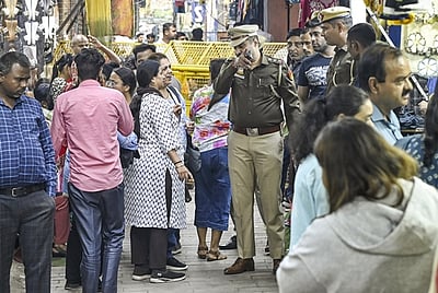 லால் கிலா மெட்ரோ ரயில் நிலையம் மறு அறிவிப்பு வரும் வரை மூடல்