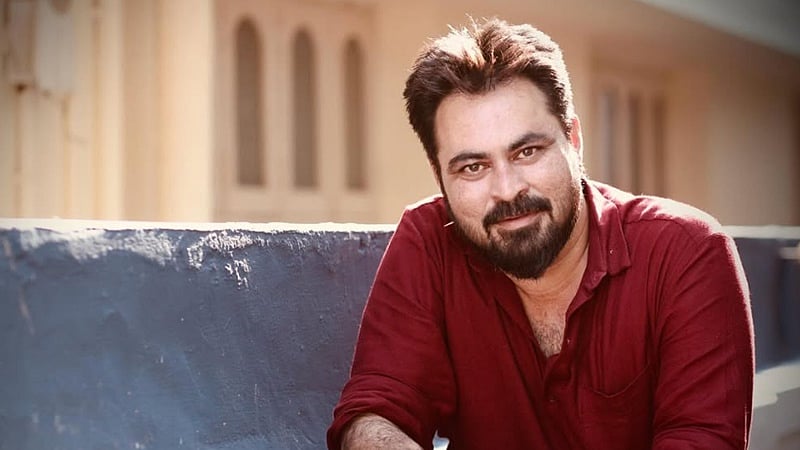 பணமோசடி புகார்: பிக் பாஸ் பிரபலம் கைது!