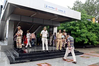 தில்லி கார் குண்டுவெடிப்பு: செங்கோட்டை மெட்ரோ மறுஅறிவிப்பு வரை மூடல்!