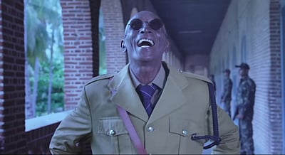 நான் கடவுள் ராஜேந்திரனின் ராபின்ஹுட் பட டிரைலர்!