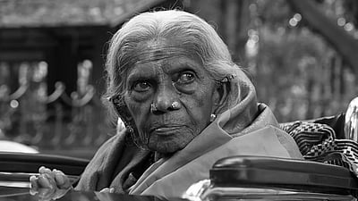 ஆர்வலர் சாலுமரதா திம்மக்கா 114 வயதில் காலமானார்! தலைவர்கள், முன்னாள் பிரதமர் இரங்கல்!