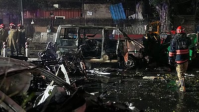 தில்லி காா் குண்டுவெடிப்பு: பயங்கரவாத செயல்களில் பெண்களை ஈடுபடுத்த திட்டம்!