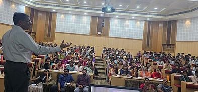 மனித விருப்பங்களைச் செயற்கை நுண்ணறிவு புறநிலைப்படுத்தும்:
சென்னை உயா்நீதிமன்ற நீதிபதி டி.பரத சக்ரவா்த்தி