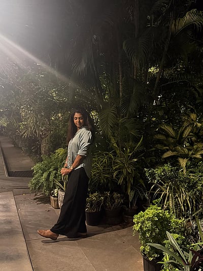 லைட்டிங்... ரித்விகா!