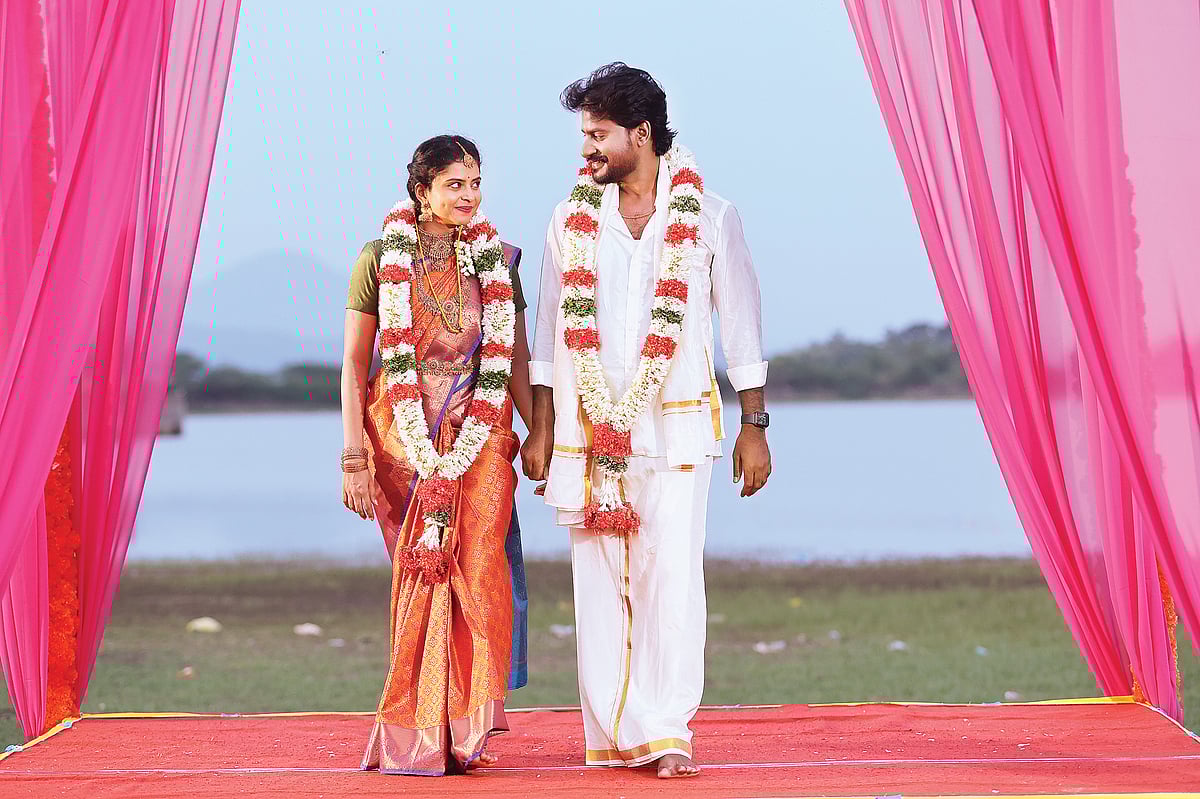 மக்களை நோக்கி ஒரு புன்னகை!