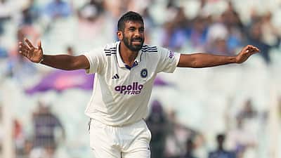 ஐசிசி டெஸ்ட் தரவரிசையில் பும்ரா, ஜடேஜா முதலிடம்..! டாப் 10 பட்டியலில் ஜெய்ஸ்வால், கில்!  