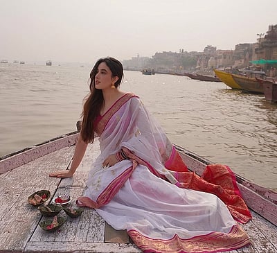 வாரணாசி... அதிதி புத்ததோகி! 