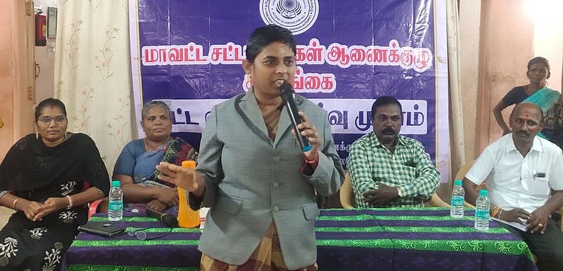 சட்ட விழிப்புணா்வு முகாம்