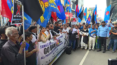 கோவையில் மோடி வருகைக்கு எதிராக போராட்டம்: முற்போக்கு இயக்கத்தினர் கைது! 