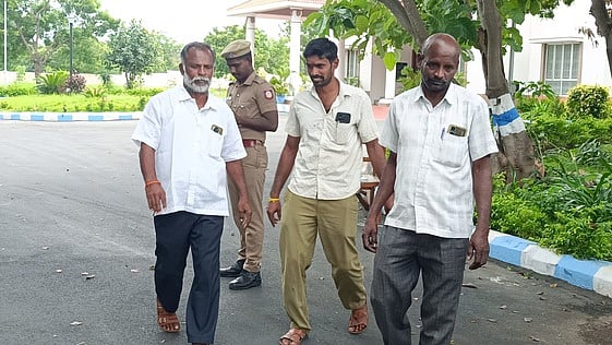 கரூா் சம்பவம்! மின்வாரியத் துறையினரிடம் சிபிஐ அதிகாரிகள் விசாரணை