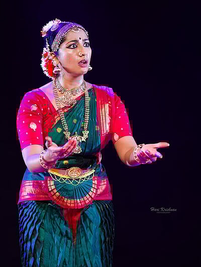 பரதநாட்டியம்... நவ்யா நாயர்!