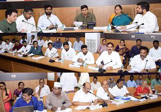 எஸ்ஐஆா் படிவம் நிரப்புவதில் குழப்பங்கள்: தீா்வு காண அரசியல் கட்சியினா் வலியுறுத்தல்