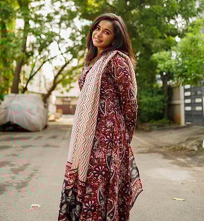 இயல்பின் உச்சம்... ஃபெளசி! 