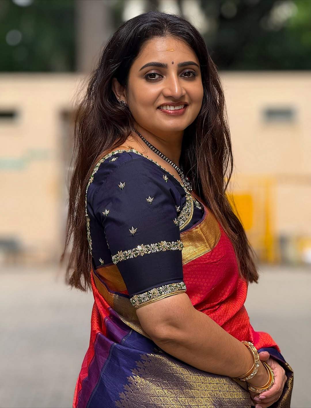 மகிழ்ச்சி... சுஜிதா!