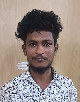 மதுபோதையில் பொதுமக்களை தாக்கிய 3 போ் குண்டா் தடுப்புச் சட்டத்தில் கைது