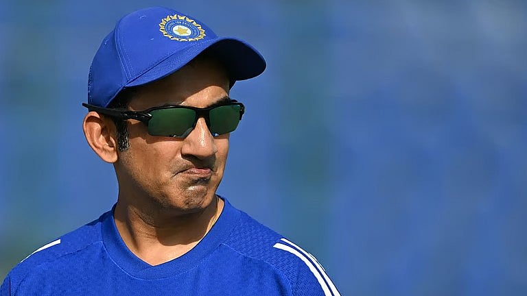 இந்திய அணியின் பயிற்சியாளரை மாற்றுவதாக பரவும் செய்தி உண்மையில்லை: பிசிசிஐ செயலர்