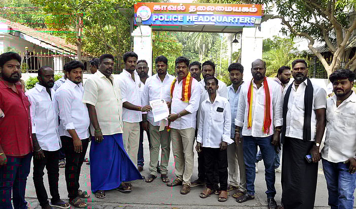 புதுச்சேரியில் டிச. 5-இல் விஜய் மக்கள் சந்திப்பு பிரசாரம்: அனுமதி கோரி தவெகவினா் மனு