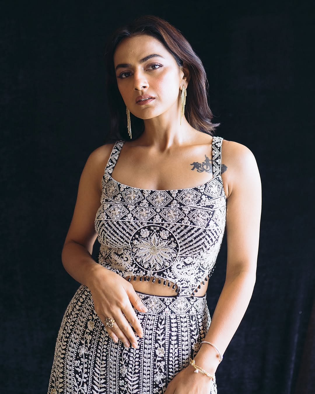 ஸ்டைலு ஸ்டைலுதான்... ஷ்ரத்தா ஸ்ரீநாத்!