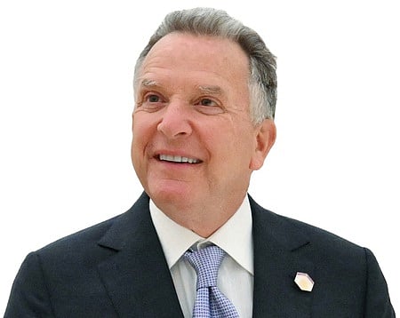 அமைதி முயற்சி: ரஷியா செல்லும் டிரம்ப் தூதா்