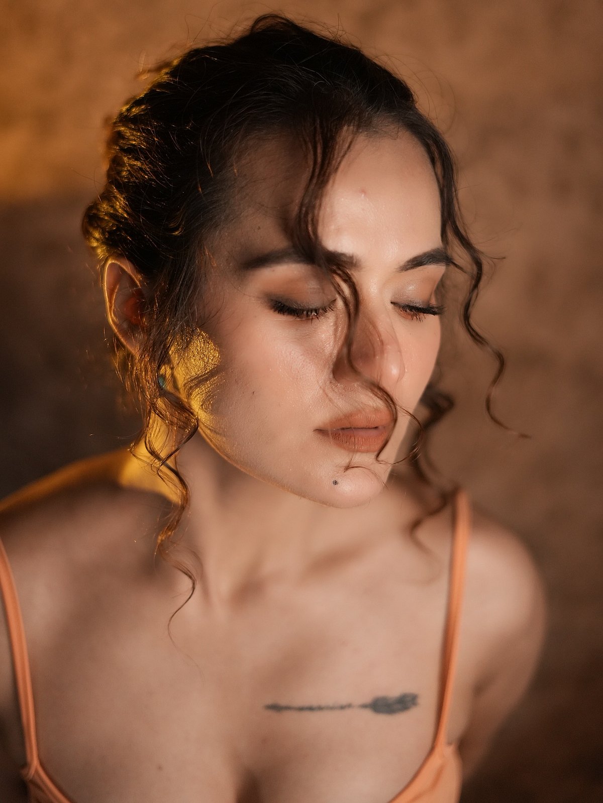 சுவாசங்களுக்கு இடையிலான அமைதி பெருங்கதை... ஆராதனா சர்மா!