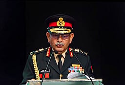 அமெரிக்க ராணுவ அதிகாரிகளுடன்
இந்திய தளபதி பேசியது என்ன?
ராணுவம் விளக்கம்