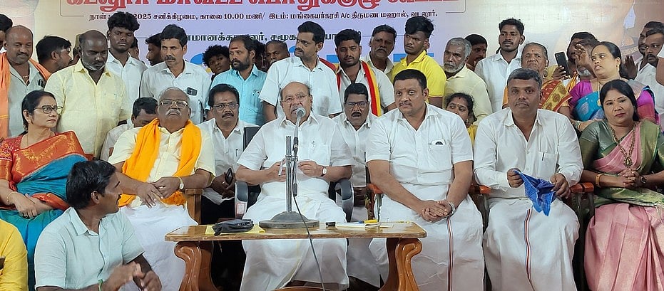 தோ்தல் ஆணையத்தை அன்புமணி விலைக்கு வாங்கிவிட்டாா்: ராமதாஸ் குற்றச்சாட்டு