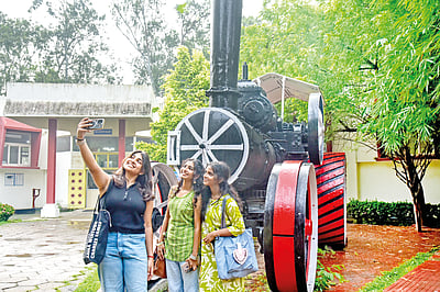 வரலாற்று ஆவண மையம்