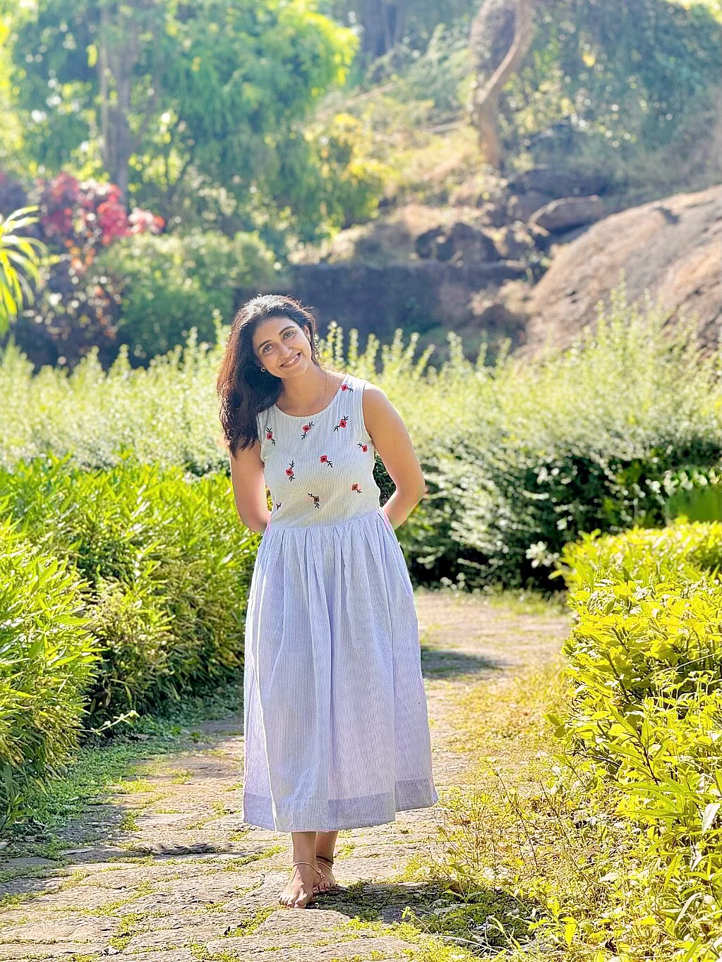 தேவதை வம்சம் நீயோ... ரிங்கு ராஜ்குரு!