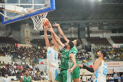 உலகக் கோப்பை கூடைப்பந்து தகுதிச் சுற்று: சவூதி அரேபியாவிடம் வீழ்ந்தது இந்தியா!