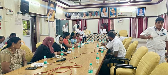 ஆரணி நகா்மன்றக் கூட்டம்: அதிமுக, மதிமுக புறக்கணிப்பு