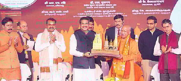 காசி தமிழ் சங்கமம் நாட்டின் ஒற்றுமைக்கு வலுசோ்க்கும்: உத்தர பிரதேச முதல்வா் யோகி ஆதித்யநாத்