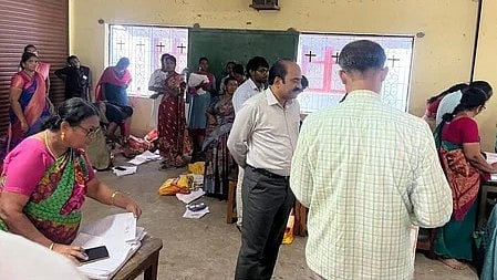 எஸ்ஐஆா்: நெல்லை மாவட்டத்தில் 99.95% படிவங்கள் பதிவேற்றம்