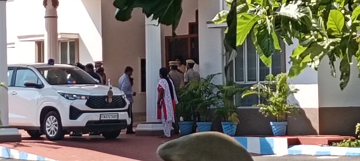 கரூர் பலி: உச்ச நீதிமன்ற நீதிபதி தலைமையிலான குழுவினர் வருகை!