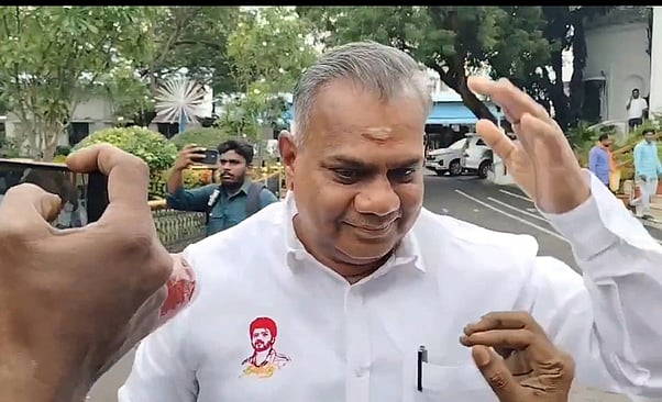 விஜய் சாலைப் பேரணிக்கு அனுமதி: புதுச்சேரி முதல்வரிடம் மீண்டும் தவெக கோரிக்கை