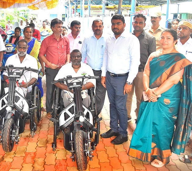 மாற்றுத் திறனாளிகளுக்கு ரூ.94 லட்சத்தில் நலத் திட்ட உதவிகள் அளிப்பு