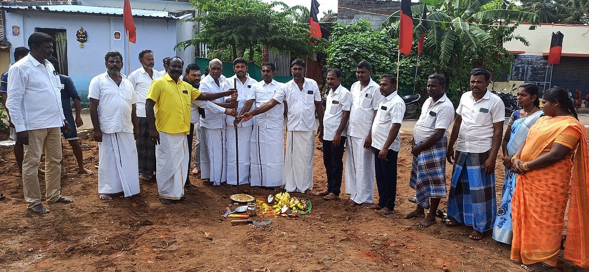 மாட்டையாம்பட்டியில் அங்கன்வாடி மையம் கட்ட பூமி பூஜை